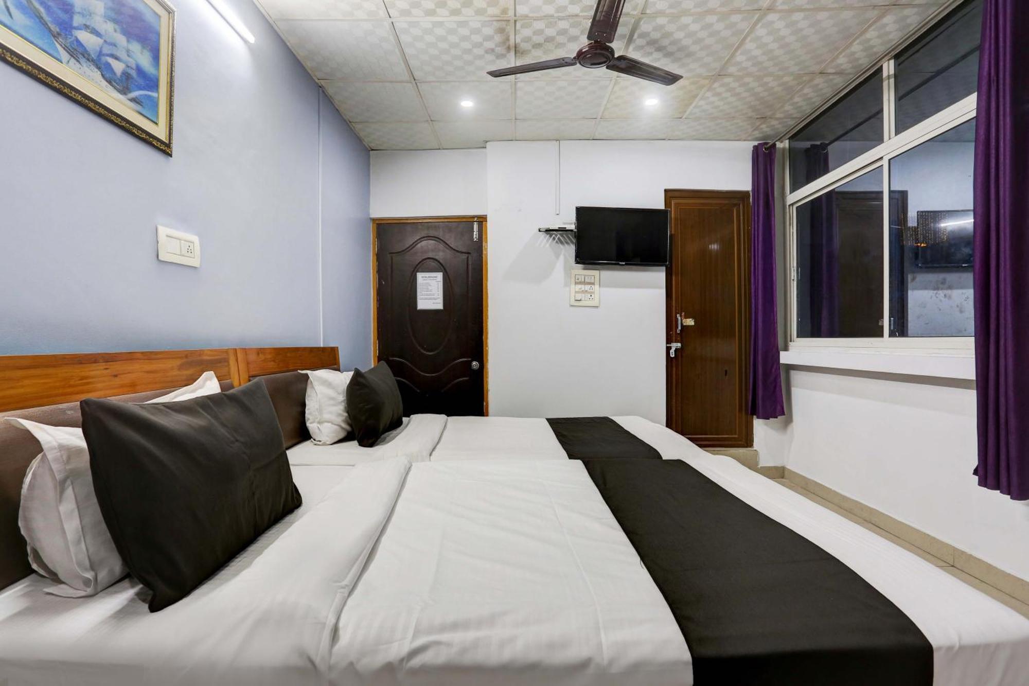 Collection O Hotel Moon Light Lucknow Ngoại thất bức ảnh